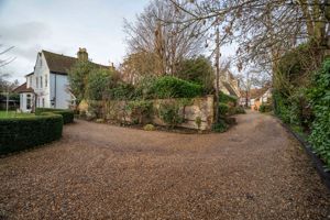 Photo 47- click for photo gallery